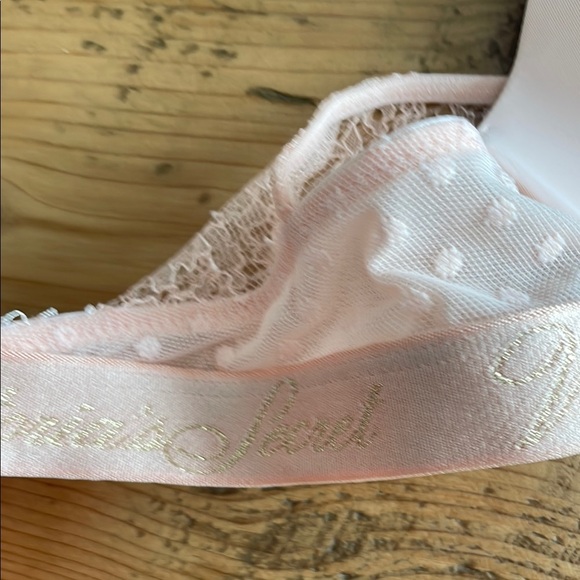 Victoria's Secret Pink and Gold Lace Bra - Picture 7 of 8